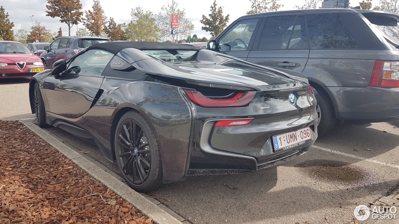 BMW i8 Roadster