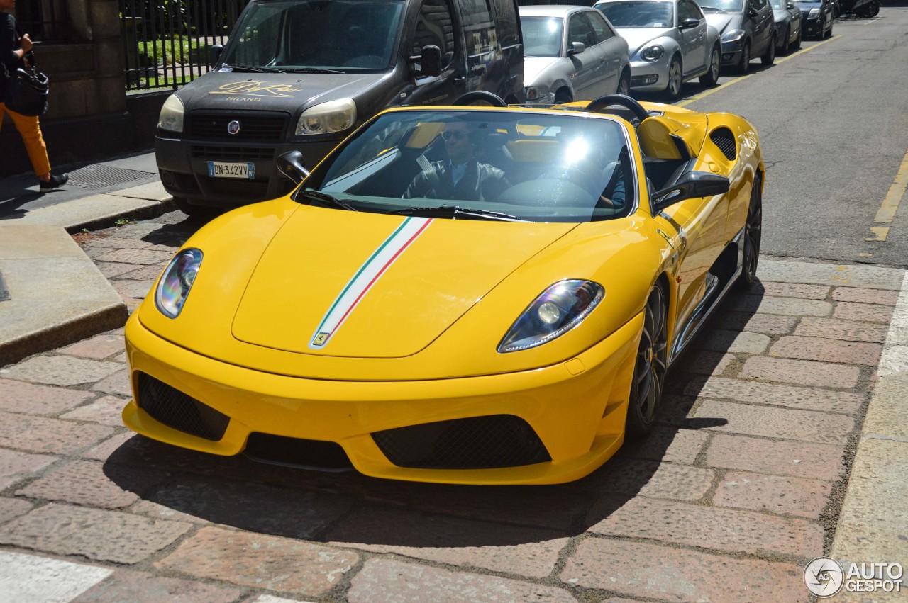 Ferrari Scuderia Spider 16M