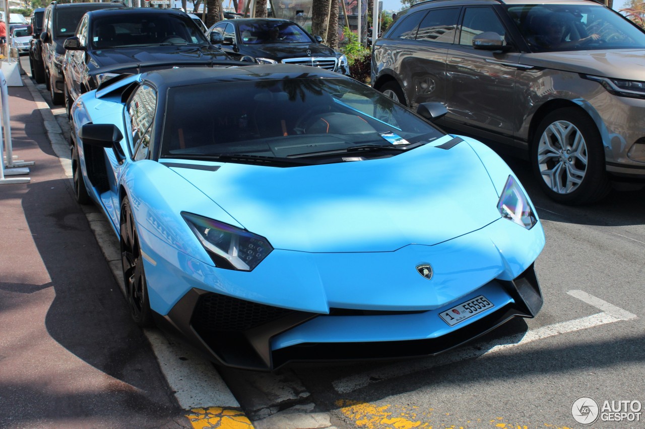 Lamborghini Aventador LP750-4 SuperVeloce Roadster