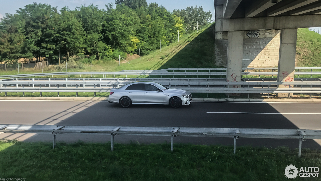 Mercedes-AMG E 63 S W213