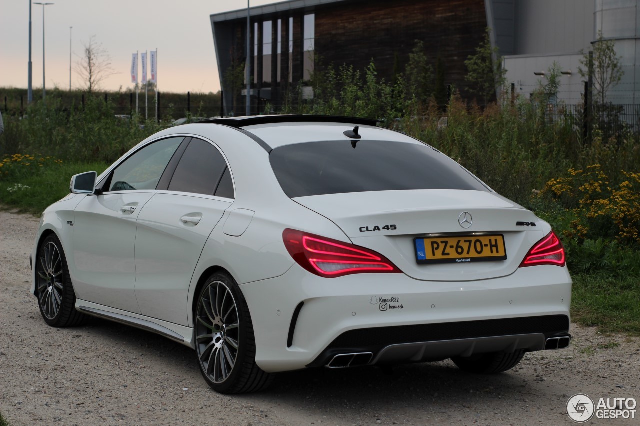 Mercedes-Benz CLA 45 AMG C117