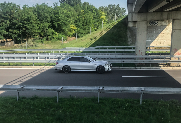 Mercedes-AMG E 63 S W213