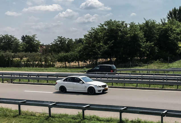 Mercedes-Benz C 63 AMG W204 2012