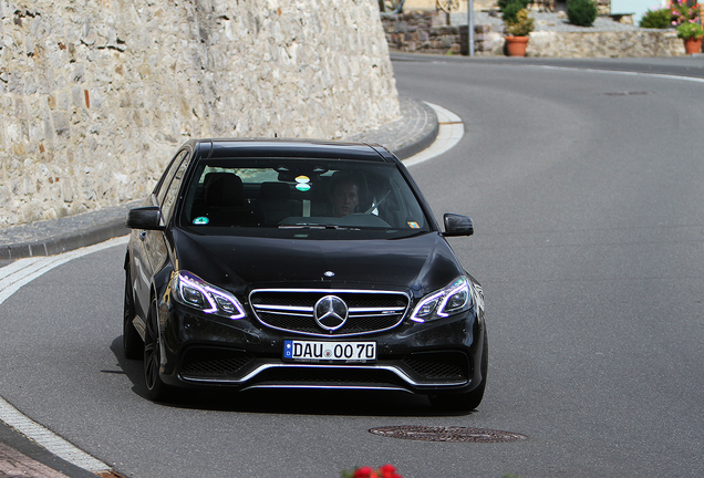 Mercedes-Benz E 63 AMG S W212