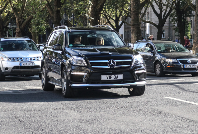 Mercedes-Benz GL 63 AMG X166