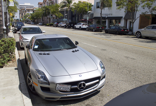 Mercedes-Benz SLS AMG