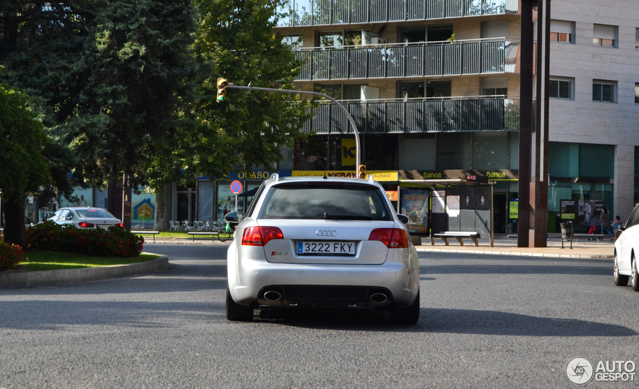 Audi RS4 Avant B7