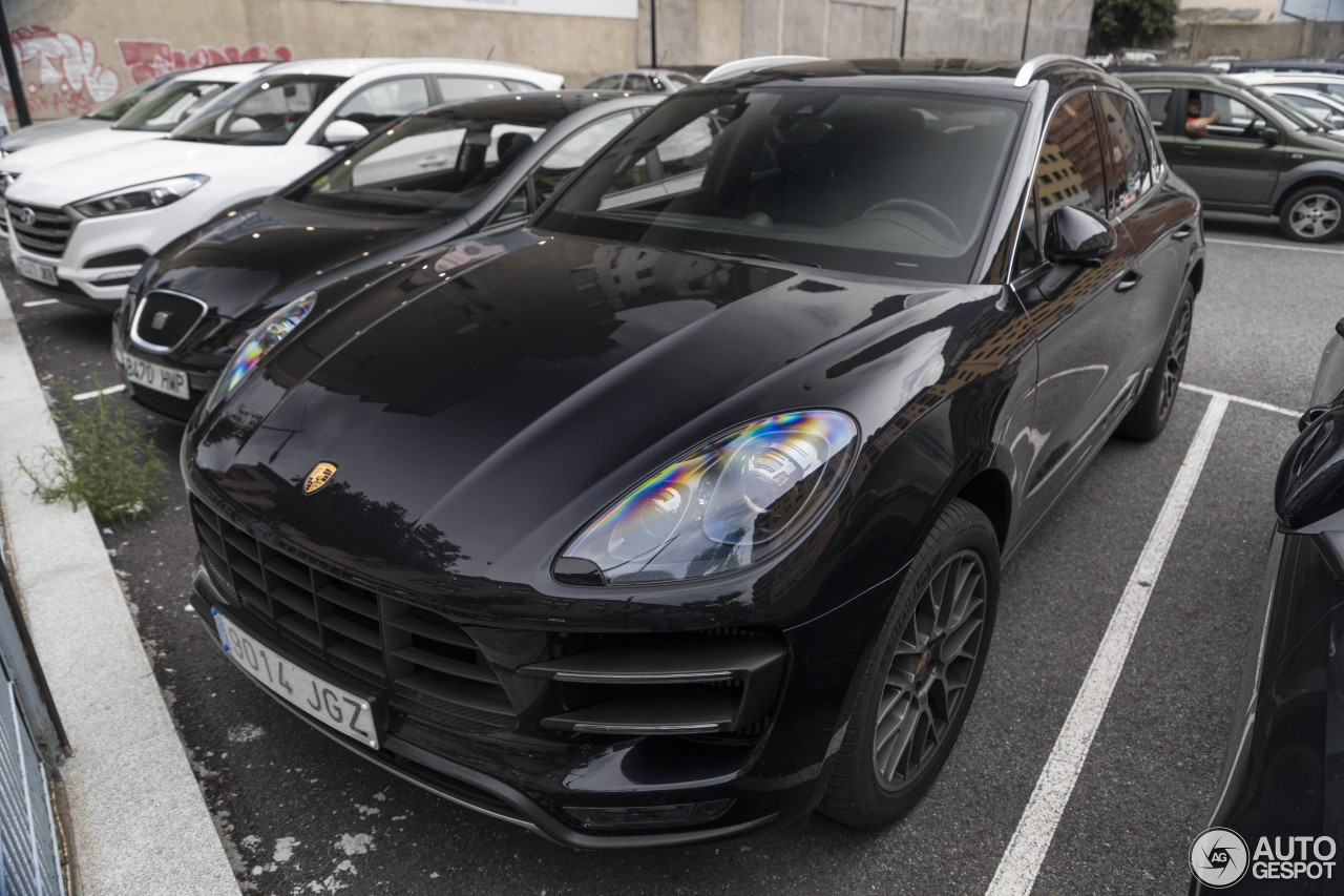 Porsche 95B Macan Turbo