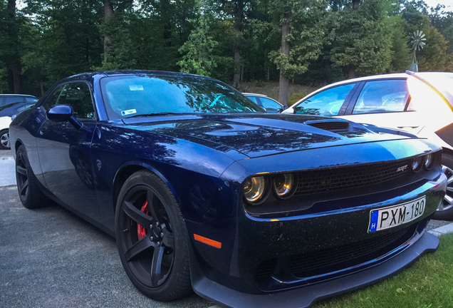 Dodge Challenger SRT Hellcat