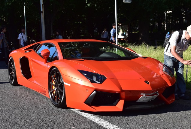 Lamborghini Aventador LP700-4