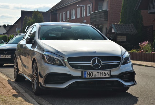 Mercedes-AMG A 45 W176 2015