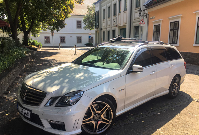 Mercedes-Benz E 63 AMG S212