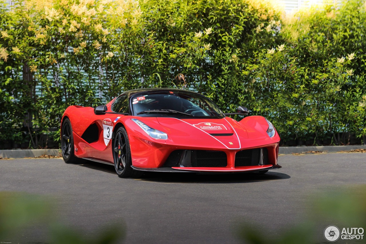 Ferrari LaFerrari Aperta