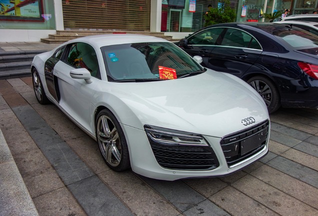 Audi R8 2013