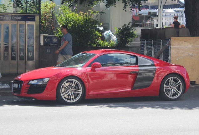 Audi R8