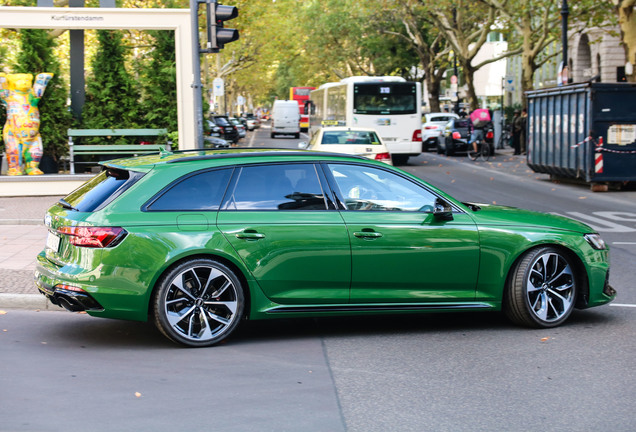 Audi RS4 Avant B9