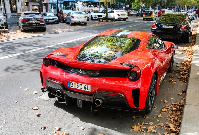 Ferrari 488 Pista