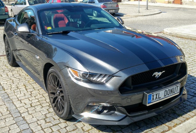 Ford Mustang GT 2015