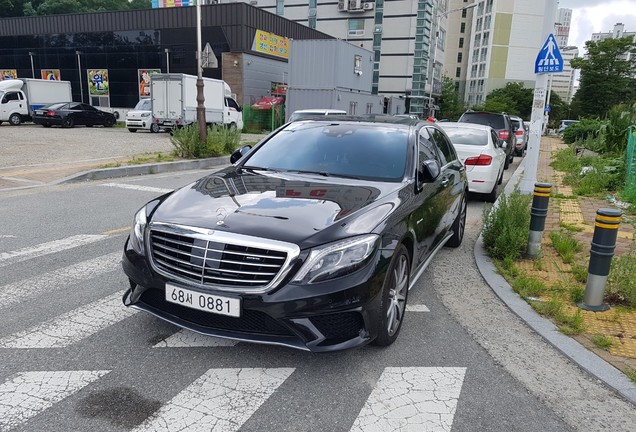 Mercedes-Benz S 63 AMG V222