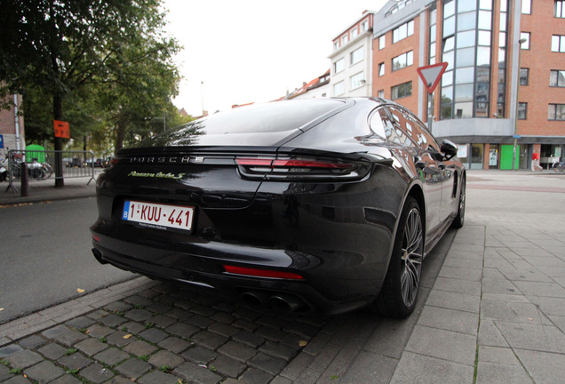 Porsche 971 Panamera Turbo S E-Hybrid