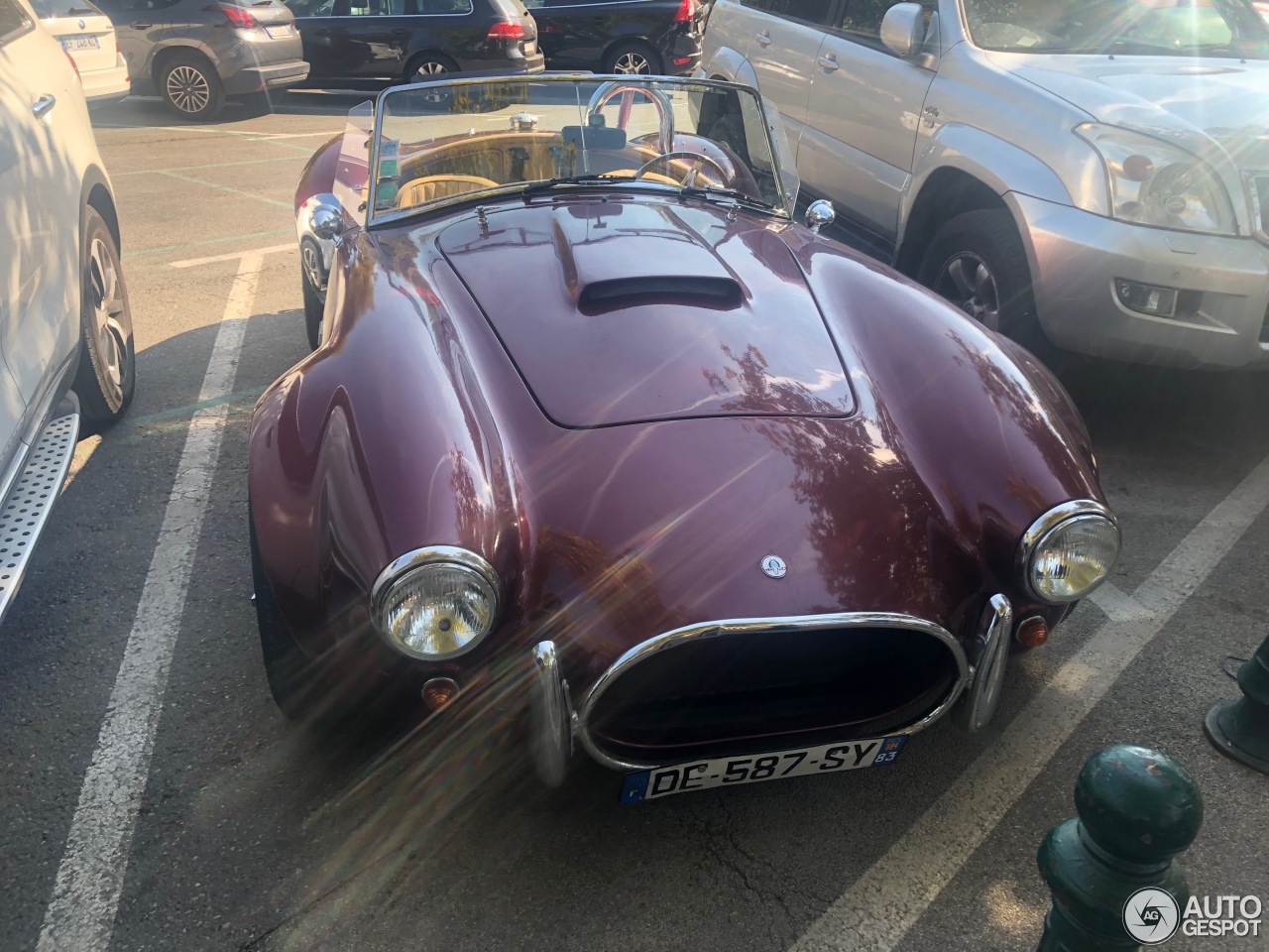 AC Cobra 427