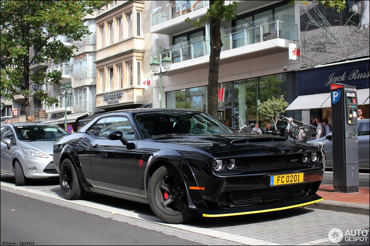 Dodge Challenger SRT Demon