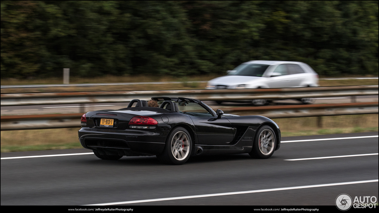 Dodge Viper SRT-10 Roadster 2003