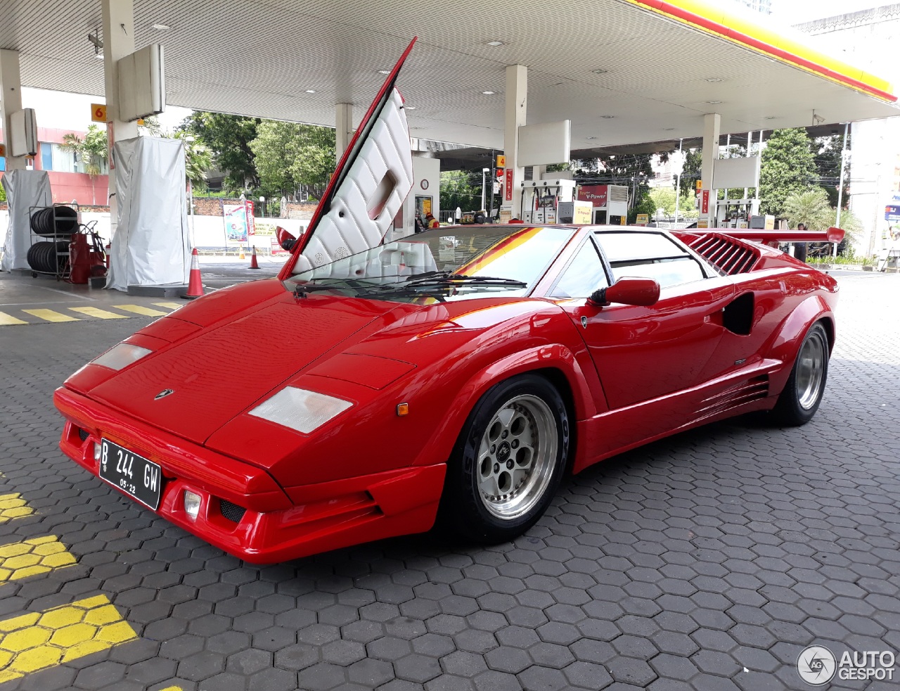 Lamborghini Countach 25th Anniversary