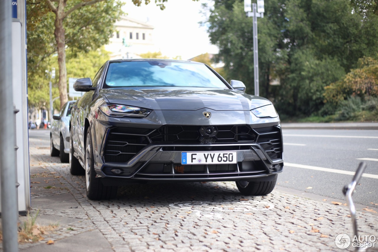 Lamborghini Urus