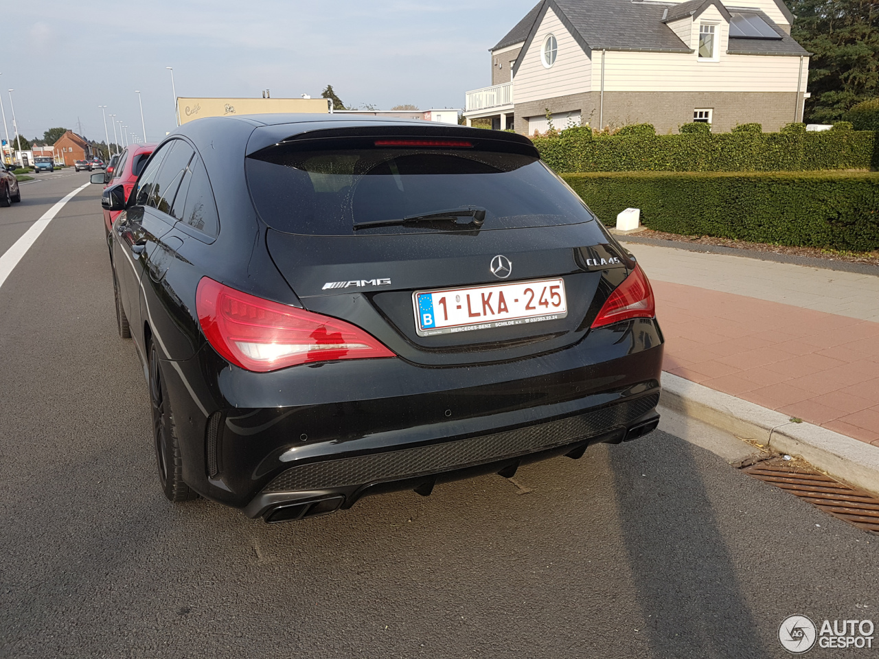 Mercedes-AMG CLA 45 Shooting Brake X117