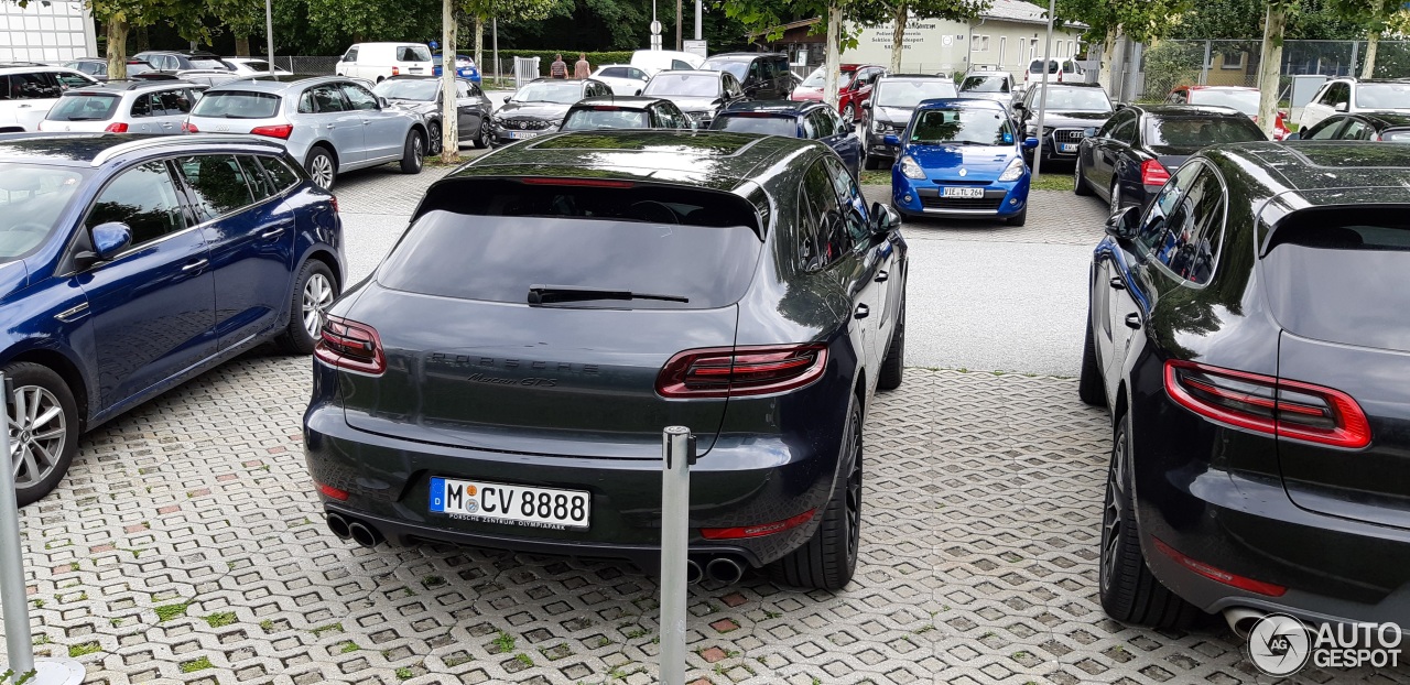 Porsche 95B Macan GTS