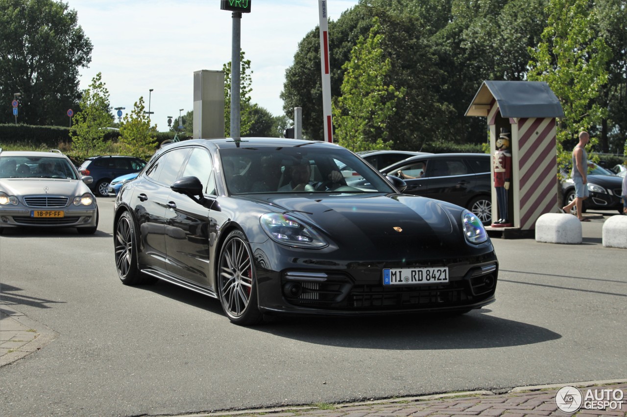 Porsche 971 Panamera Turbo Sport Turismo