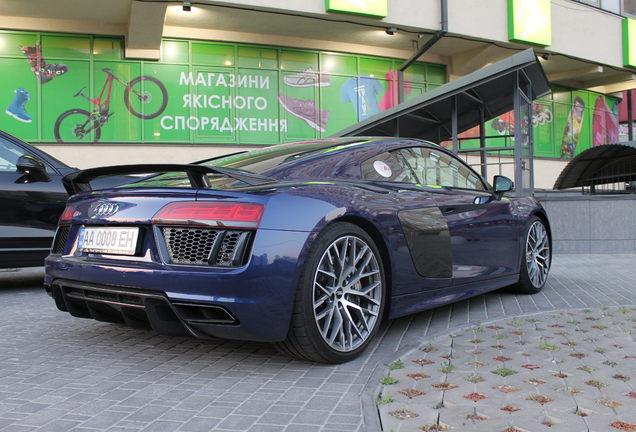 Audi R8 V10 Plus 2015