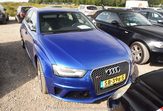 Audi RS4 Avant B8