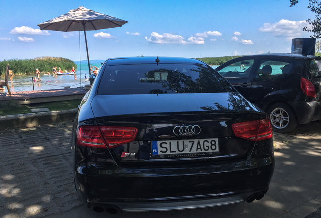 Audi S8 D4