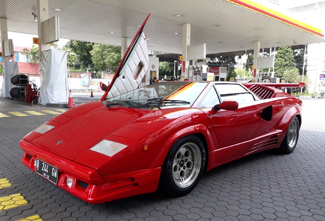 Lamborghini Countach 25th Anniversary