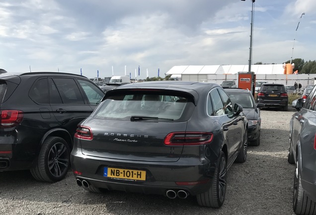 Porsche 95B Macan Turbo