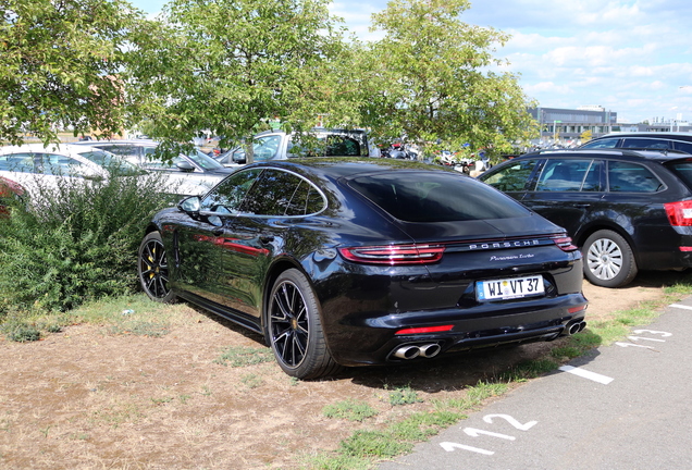 Porsche 971 Panamera Turbo