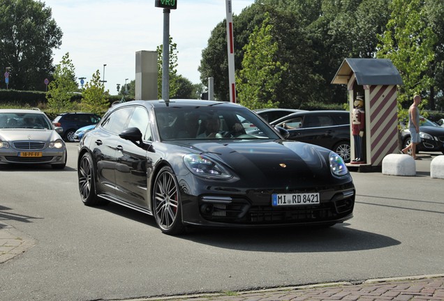 Porsche 971 Panamera Turbo Sport Turismo