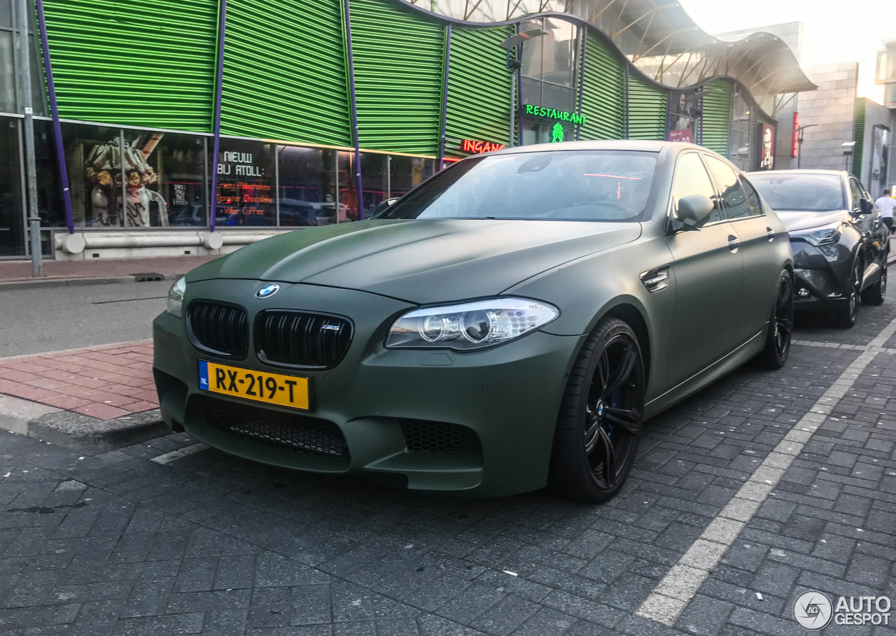 BMW M5 F10 2011