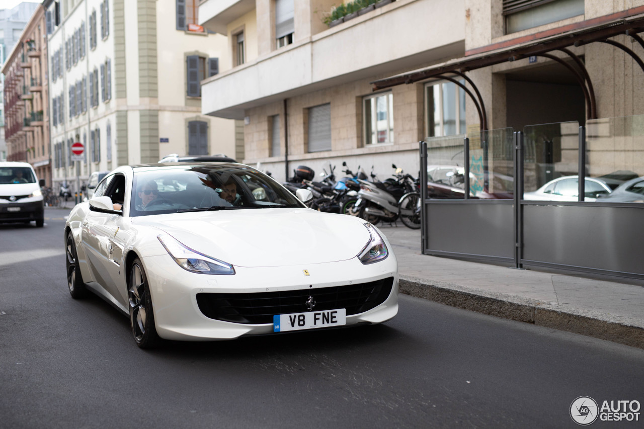 Ferrari GTC4Lusso T