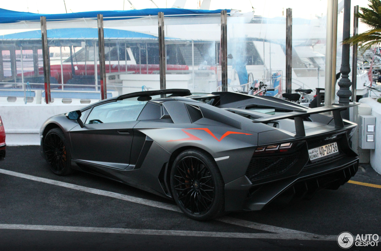 Lamborghini Aventador LP750-4 SuperVeloce Roadster