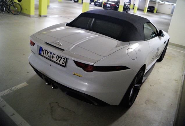 Jaguar F-TYPE 400 Sport Convertible