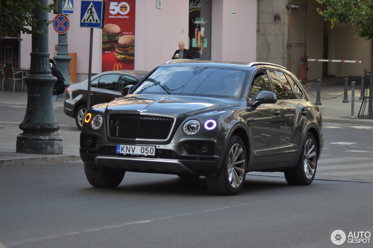 Bentley Bentayga V8