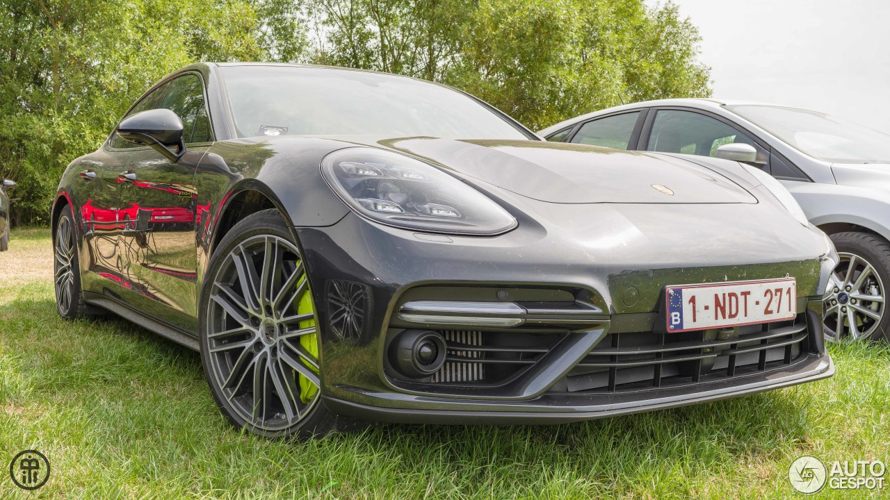 Porsche 971 Panamera Turbo S E-Hybrid