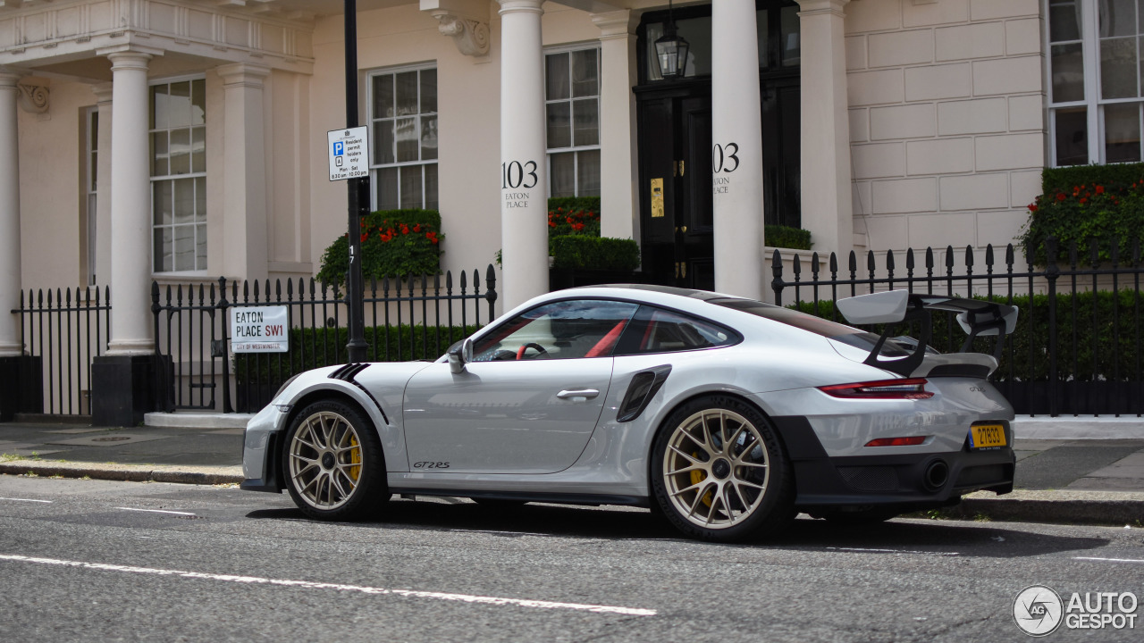 Porsche 991 GT2 RS Weissach Package