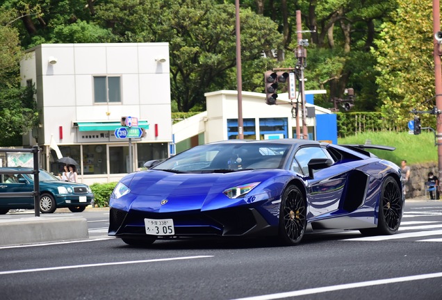 Lamborghini Aventador LP750-4 SuperVeloce Roadster