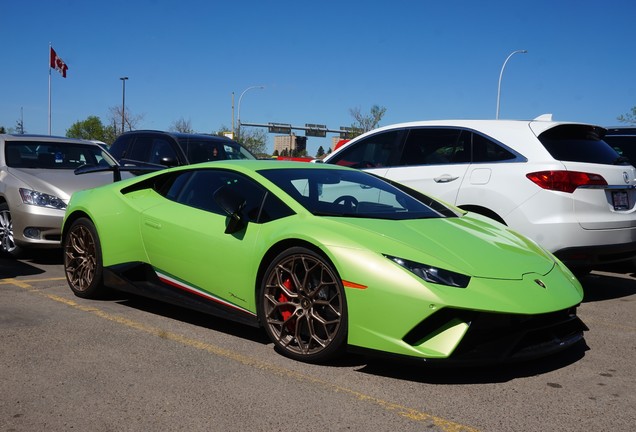 Lamborghini Huracán LP640-4 Performante