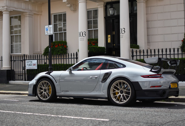 Porsche 991 GT2 RS Weissach Package