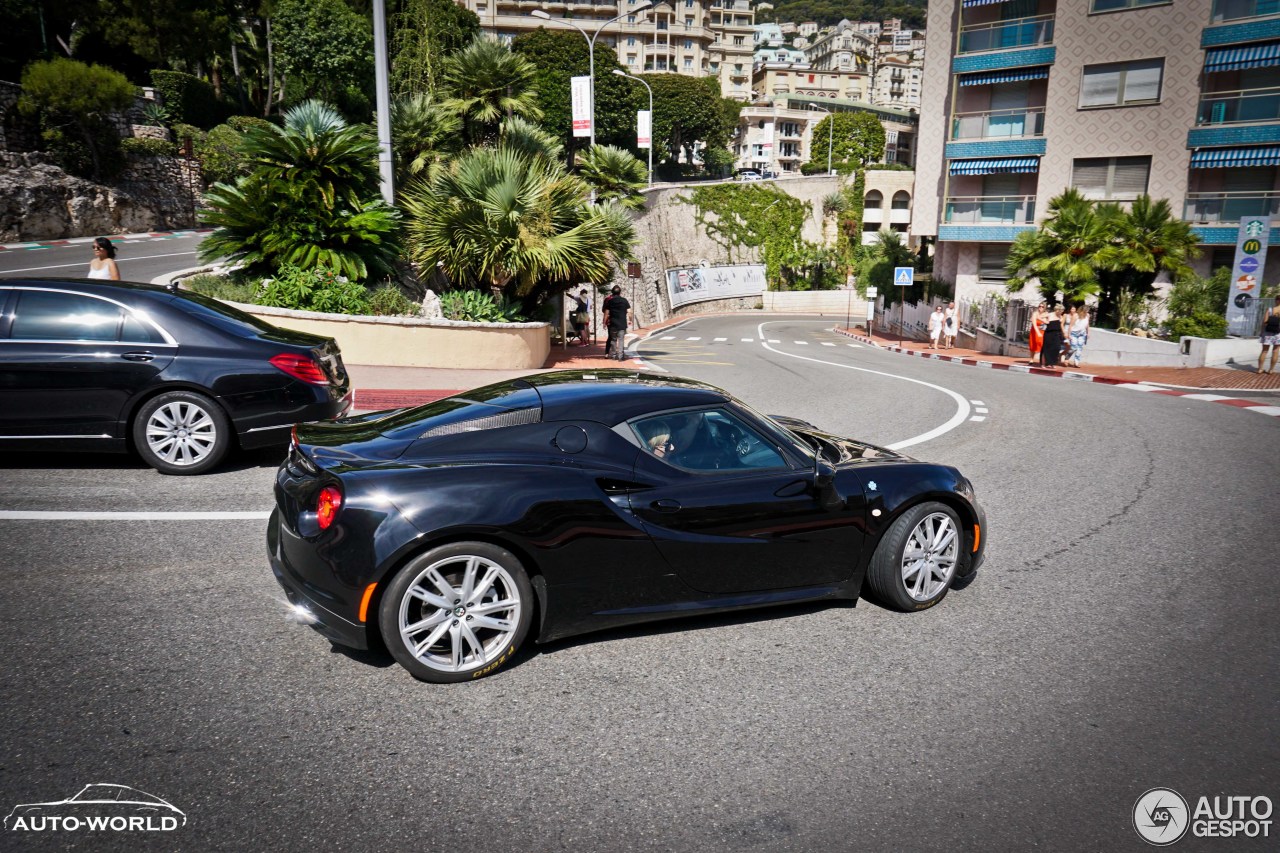 Alfa Romeo 4C Coupé